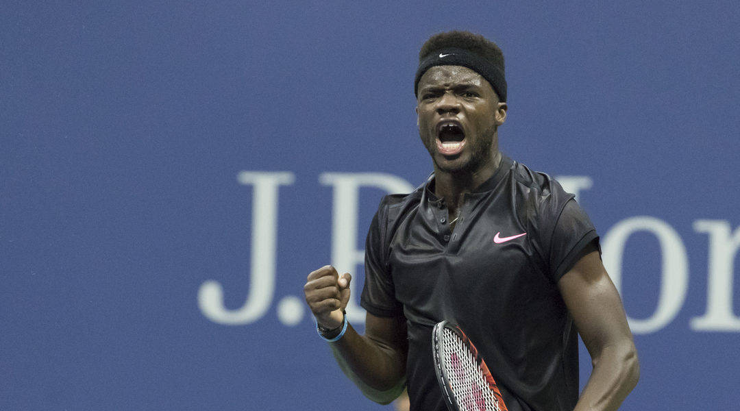 Amerikansk unggutt slo ut Anderson, Federer videre