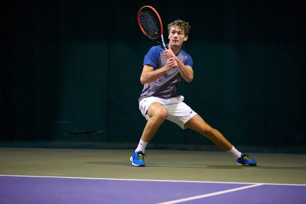 Jacob Eskeland gjorde en god kamp mot Lucas Miedler. Foto: Espen Hildrup.